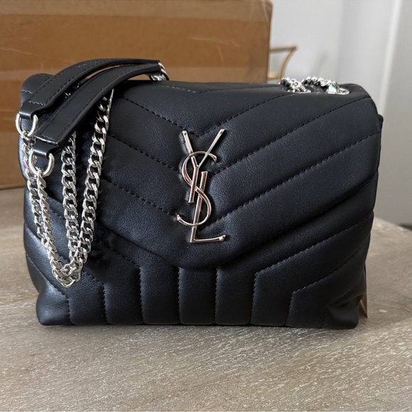 BAG - Picture 1 of 10